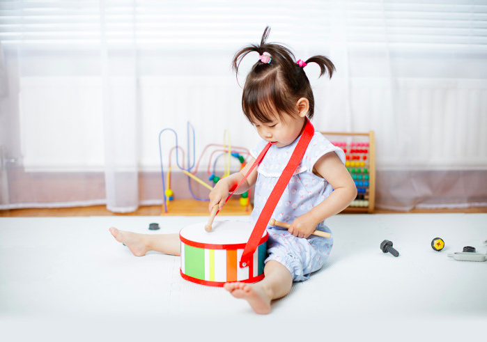 0歳からの音楽教室 その効果や様子をご紹介 2nd Community株式会社 旧eys Style 私たちは音楽を消費から自分発信に変える 0歳からの音楽教室 その効果や様子をご紹介 2nd Community株式会社 旧eys Style 私たちは音楽を消費から自分発信に変える