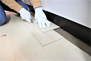 CF・カーペット・フローリング等の床材の張り替え